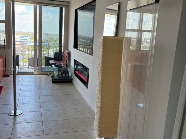 2100 Sans Souci Blvd A1409, North Miami FL 33181