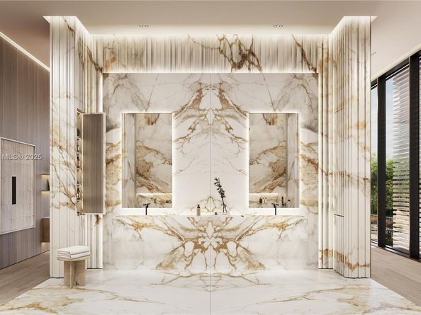 2186 SW 117 Ave, Davie FL 33330