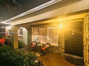 Undisclosed Address #A11937047, North Miami FL 33161