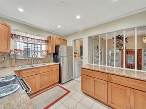 244 NW 43rd St, Miami FL 33127