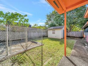 244 NW 43rd St, Miami FL 33127