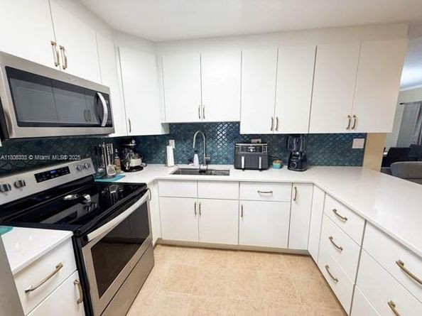 11321 SW 162nd Ter, Miami FL 33157