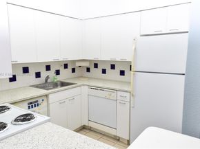 1500 Bay Rd 1532S, Miami Beach FL 33139