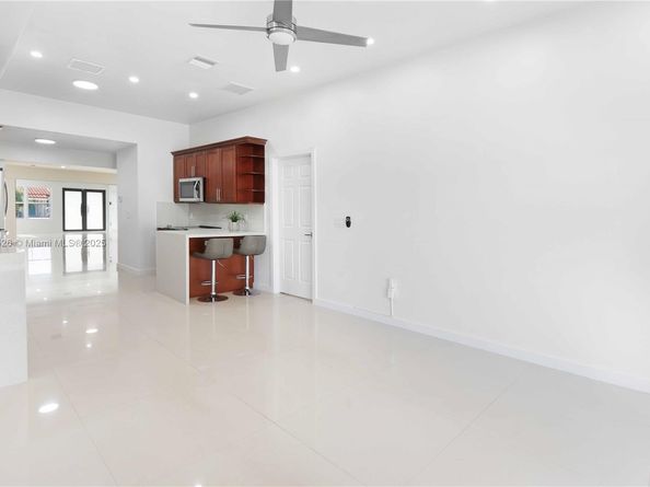 1429 Rodman St, Hollywood FL 33020