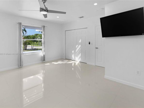 1429 Rodman St, Hollywood FL 33020