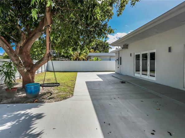 1429 Rodman St, Hollywood FL 33020