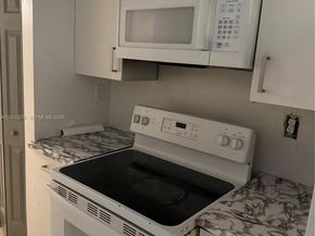 8024 NW 27th Ct, Sunrise FL 33322