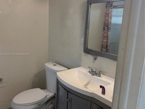 8024 NW 27th Ct, Sunrise FL 33322