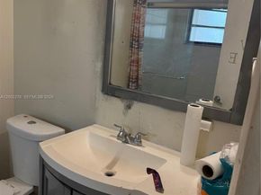 8024 NW 27th Ct, Sunrise FL 33322
