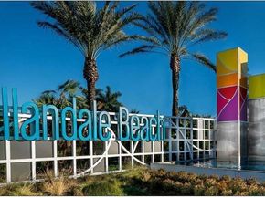 1000 Parkview Dr 121, Hallandale Beach FL 33009