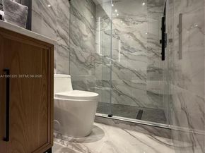 1085 River Birch St, Hollywood FL 33019