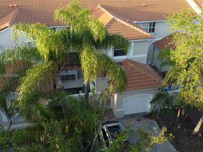 1085 River Birch St, Hollywood FL 33019