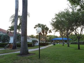 1085 River Birch St, Hollywood FL 33019