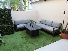 1085 River Birch St, Hollywood FL 33019