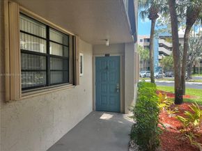 1001 Colony Point Cir 114, Pembroke Pines FL 33026