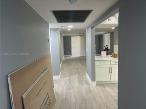 1001 Colony Point Cir 114, Pembroke Pines FL 33026
