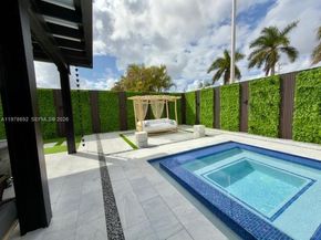 9351 SW 88th Ter, Miami FL 33176