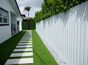 9351 SW 88th Ter, Miami FL 33176