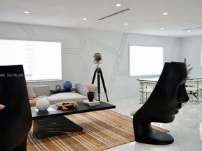 9351 SW 88th Ter, Miami FL 33176