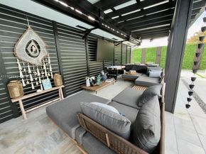 9351 SW 88th Ter, Miami FL 33176