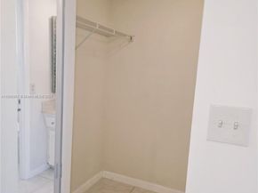 4140 NW 44th Ave 411, Lauderdale Lakes FL 33319