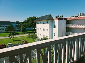 4140 NW 44th Ave 411, Lauderdale Lakes FL 33319