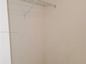 4140 NW 44th Ave 411, Lauderdale Lakes FL 33319