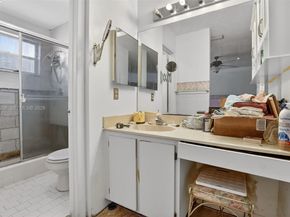 12017 NW 13th St, Pembroke Pines FL 33026