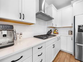 2454 Primrose Pl, Oakland Park FL 33309