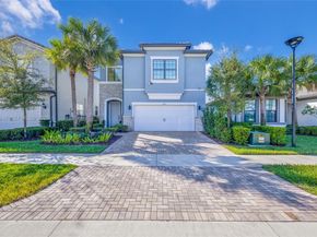 2454 Primrose Pl, Oakland Park FL 33309