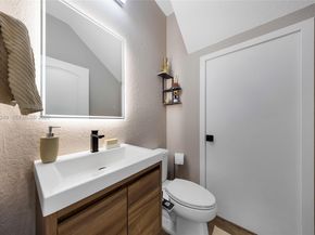 2454 Primrose Pl, Oakland Park FL 33309