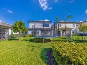 2454 Primrose Pl, Oakland Park FL 33309