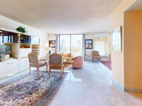 2500 Parkview Dr 902, Hallandale Beach FL 33009