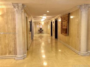 2500 Parkview Dr 902, Hallandale Beach FL 33009