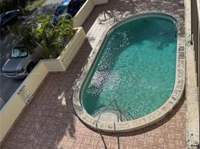 1225 NE 124th St 33A, North Miami FL 33161