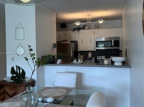 1225 NE 124th St 33A, North Miami FL 33161