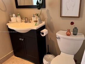 1225 NE 124th St 33A, North Miami FL 33161