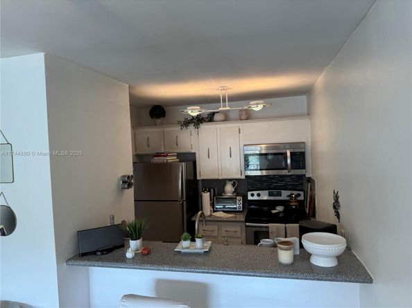 1225 NE 124th St 33A, North Miami FL 33161