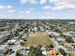 4318 E 8th Ct, Hialeah FL 33013