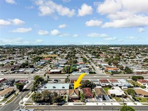 4318 E 8th Ct, Hialeah FL 33013