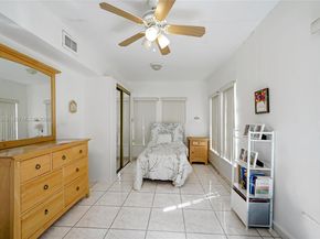 4318 E 8th Ct, Hialeah FL 33013