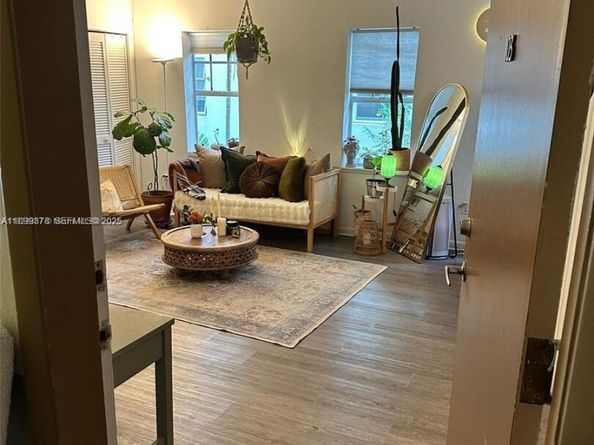 1244 Pennsylvania Ave 103, Miami Beach FL 33139