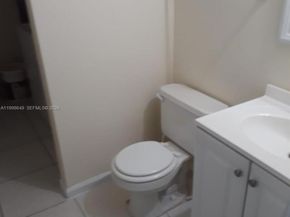125 San Remo Blvd, North Lauderdale FL 33068