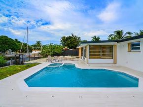 2443 Tortugas Ln, Fort Lauderdale FL 33312