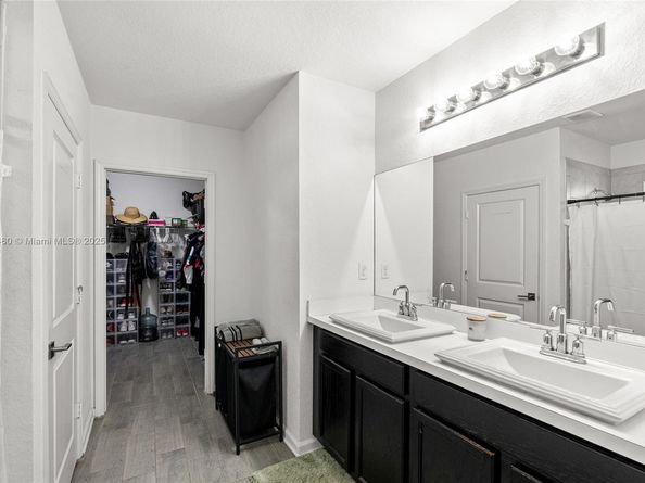 23062 SW 116th Ct, Miami FL 33170