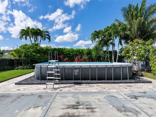 23062 SW 116th Ct, Miami FL 33170