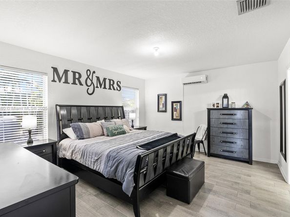 23062 SW 116th Ct, Miami FL 33170