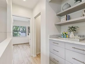 1606 SE 1st St, Fort Lauderdale FL 33301