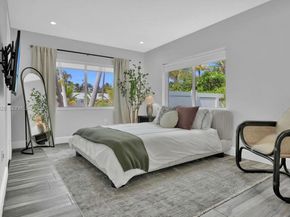 1050 Jefferson St, Hollywood FL 33019