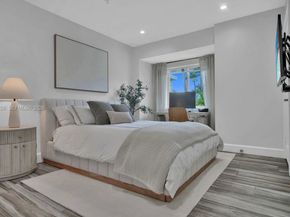 1050 Jefferson St, Hollywood FL 33019